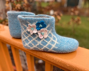 Felted Wool Boots Slippers, Woolen Ankle Boots Slippers, House Shoes, Felt Wool Slippers, Handmade Indoor Shoes