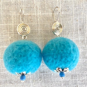 Felted earrings, Dangle earrings, Felt earrings, Felt jewerly, Earrings with beads, Felt accessory, Handmade earrings