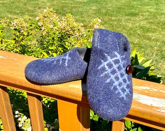 Handmade Wool Felted Men's Slippers: Leather Sole, Size 12-12.5
