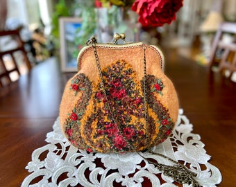 Nuno felted bag, Wool bag with kiss lock, Felted purse, Frame handbag, Crossbody/shoulder bag, Spring gift, Easter gift