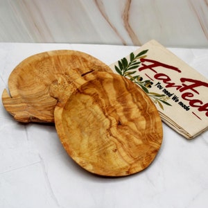 Handmade Olive Wood Plate Apple Shape | Rustic Fruit Dish 17 cm | Natural Kitchen Decor | Unique Gift Idea | Sustainable Wooden Bowl