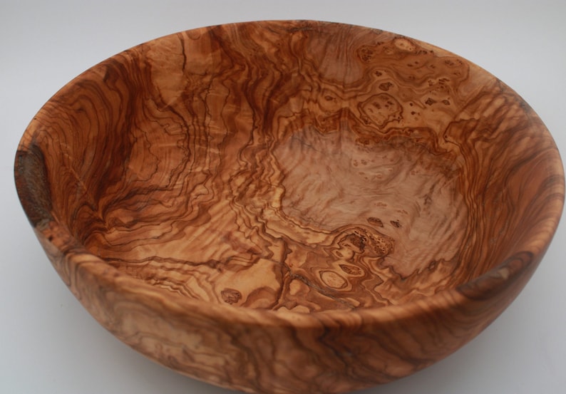 Handmade large wooden bowl made of olive wood, diameter selectable, Handmade image 5