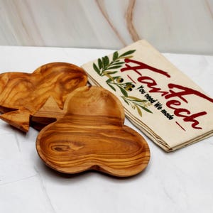 Handmade Olive Wood Plate 14 cm – Dip Bowl, Snack Plate, Rustic Natural Wooden Serving Dish, Unique