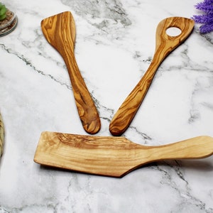 3-Piece Olive Wood Kitchen Utensils Set 30 cm | 2 Spatulas + 1 Cake Lifter | Handmade Wooden Cooking Spoons | Natural Kitchen Tools