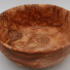 Handmade large wooden bowl made of olive wood, diameter selectable, Handmade Ø33 cm