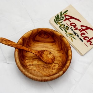 18 cm Wooden Bowl with Olive Wood Spoon | Handmade Serving Bowl | Natural Wood Kitchenware | Rustic Design | Unique Gift Idea