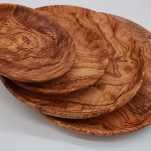 Rustic Round Olive Wood Plates: Plates for Dinner, Grill, and Appetizer Christmas Dinner Plates, Holiday Serving Dishes, and Handmade Gifts