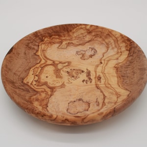 Round Olive Wood Plates | Rustic Handmade Serving Boards | Dinner, Grill & Appetizers | Natural Christmas Gift