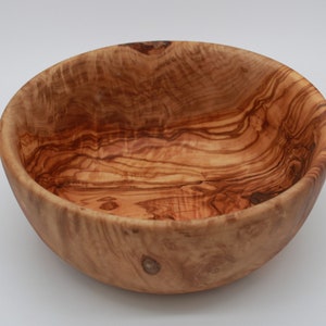 Handmade large wooden bowl made of olive wood, diameter selectable, Handmade image 9