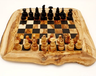 Chess set M rustic without or with . 32 olive wood chess pieces