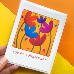Carte de fête des mères avec une marguerite heureuse et enveloppe assortie | carte florale pour maman | carte de maman de plante | carte de maman jardinage