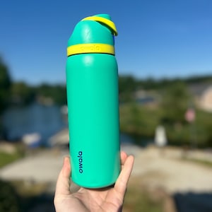 Custom Engraved Owala Bottle-Neon Sage Owala-32oz Owala-Engraved Owala-Custom Owala-Personalized Owala-Engraved Tumbler-Custom Tumbler