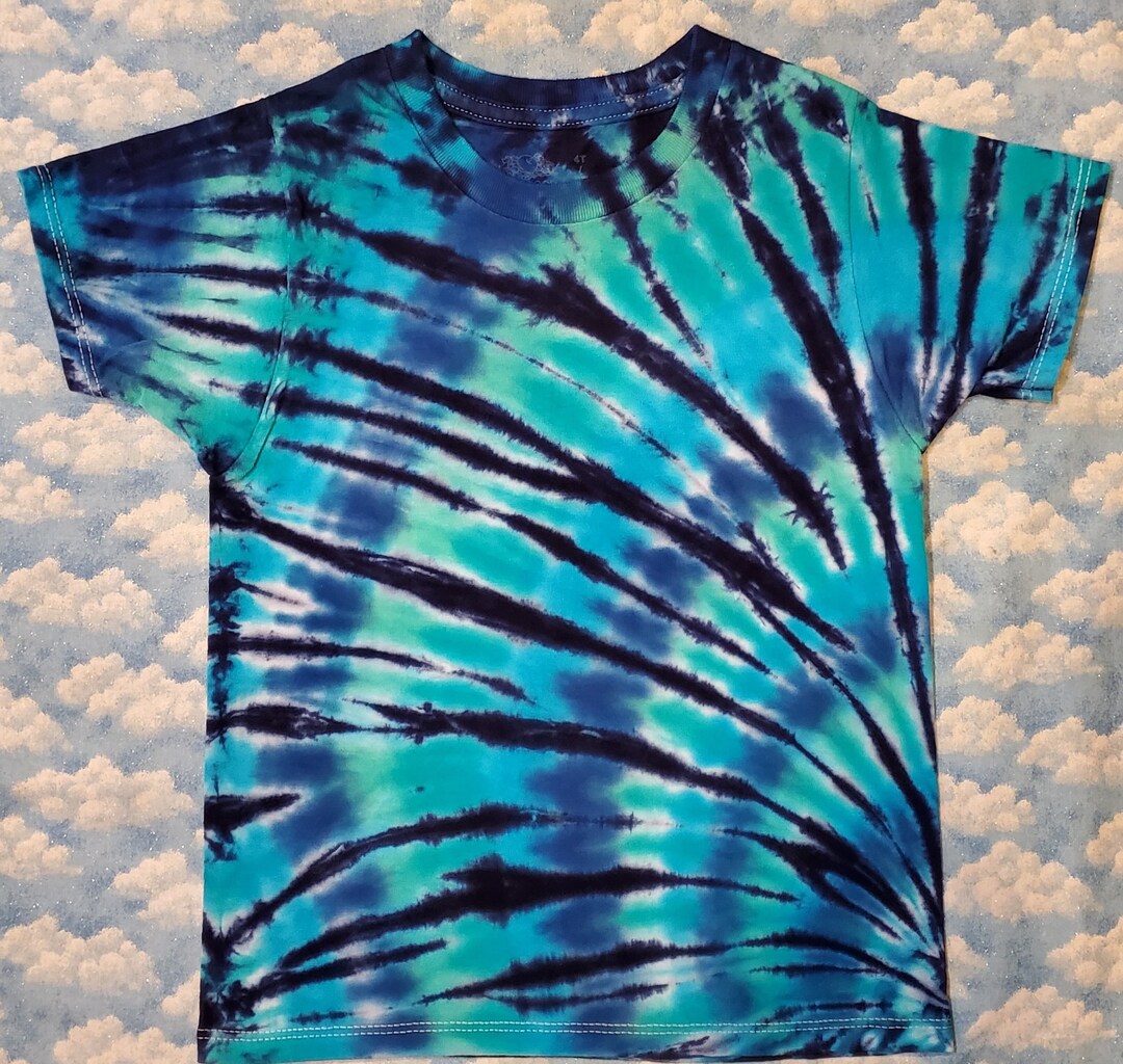 3t tie dye shirt