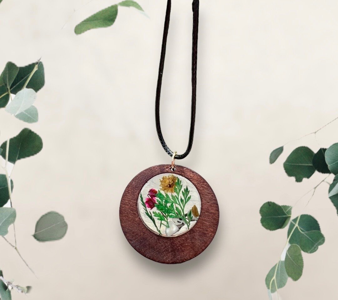 Wooden half circle necklace
