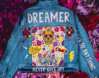 Chaqueta vaquera personalizada, pintada a mano y con parches bordados: ropa  infantil personalizada