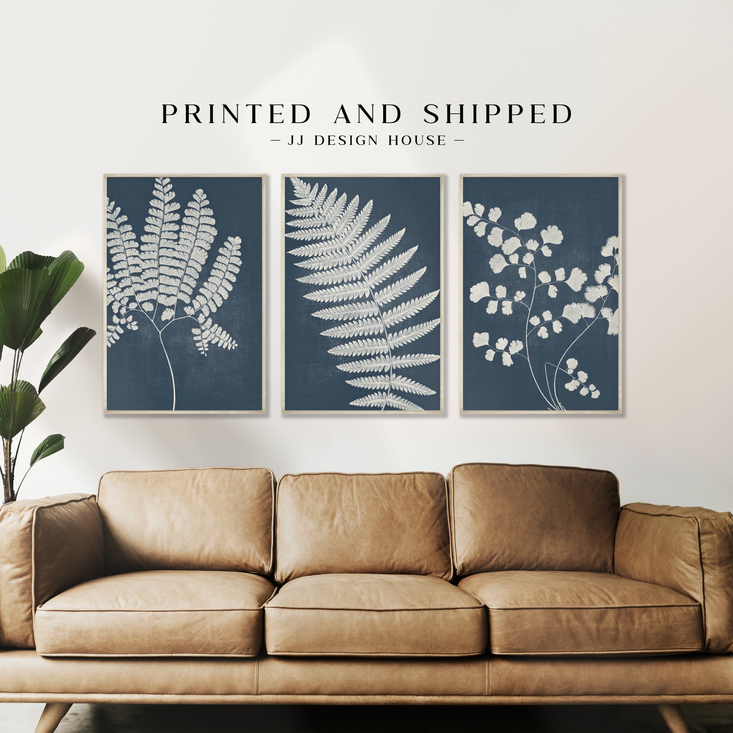 Society6 ケース Navy Blue Floral Doodles on Wood by Micklyn Shabby Chic Navy Blue doodles on Wood
