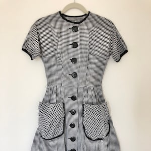 Mod 1950’s Pleated Checker Dress