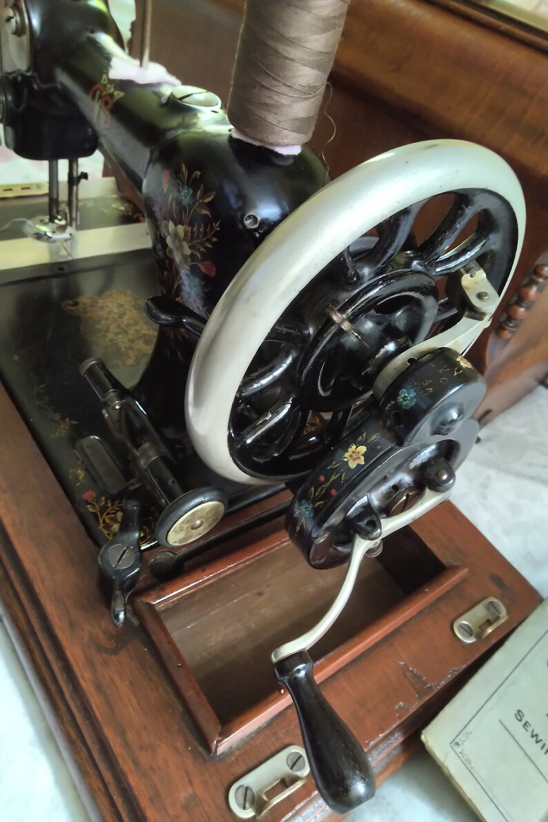 Antique Hand Crank Sewing Machine, CWS Federation by Jones Sewing