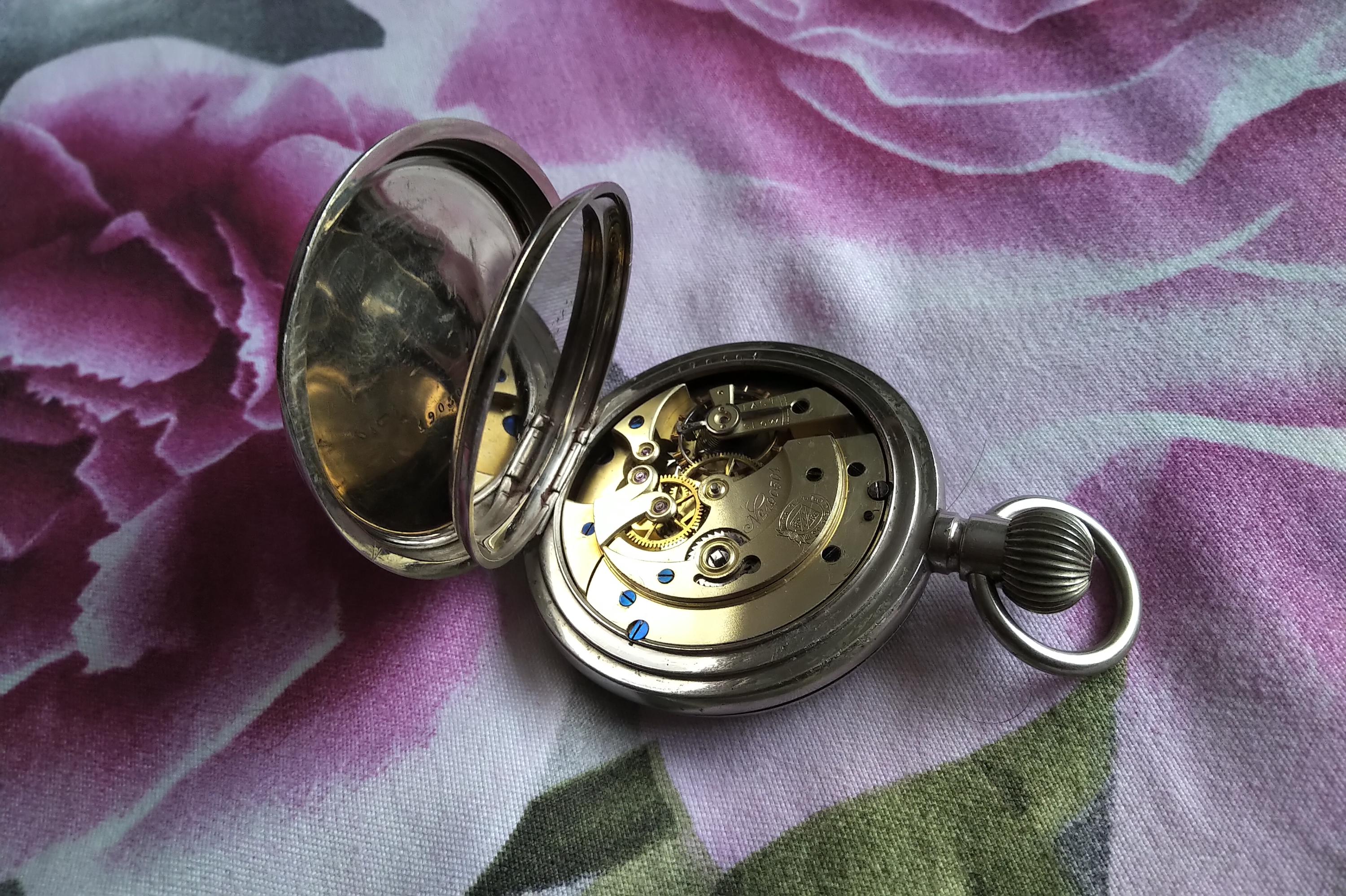 Montre Gousset Ancienne BILLODES - Boîtier Métal, Occasion - Pièce De Collection Vintage Ou Décoration