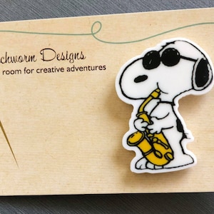 Needleminder Needle Minder Cartoon dog beagle Saxophone music planar resin Cross stitch minders Magnet