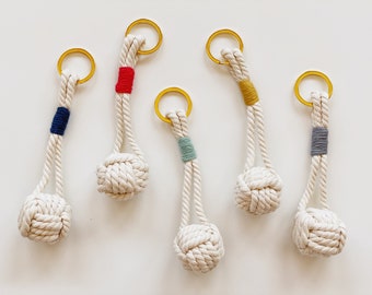 Monkey fist key chain, Nautical key holder, Rope knot,  Boho accessory, Wedding favor