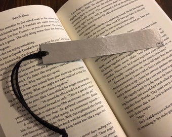 Personalized Bookmark, Metal Bookmark, Custom Bookmark, Hand stamped Bookmark, book lover gift, Aluminum bookmark, silver bookmark