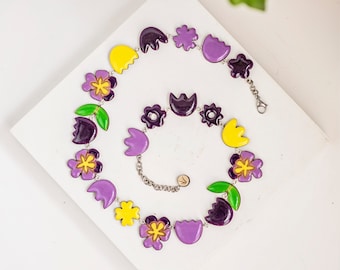 Purple statement pansy flower necklace, Unique handmade summer necklace, Birth month flower jewelry, Birthflower necklace