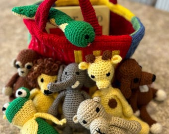 Oh Dear Zoo Animals & Crate Style Bag Digital Crochet Pattern