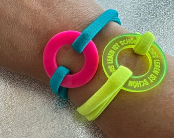 1 Armband - Acrylring Pink - Statement - Armband zum Auswählen - Buntes Armband Ring - Ringarmband - Sommer - perfekt zu unseren Textringen