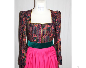 065 Papel Schnittmuster, Dirndlschnitt, Langarmdirndl, Dirndlkleid