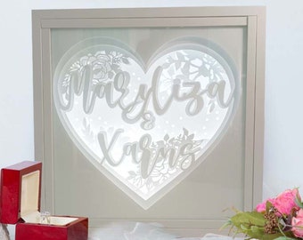 Personalisiertes Hochzeitsgeschenk Lightbox Papierschnitt Home Dekor Nachtlicht Shadowbox Paper Art LED-Licht Diorama