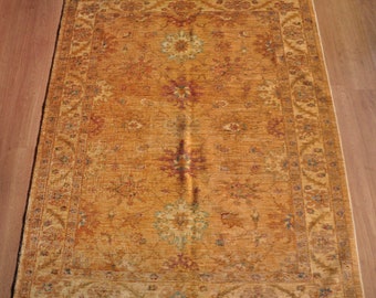 Vintage Oushak Rug: Wool Cotton Medallion Rug (1990s)