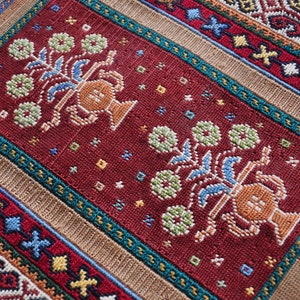 Persian Flowers Motif Mini Runner