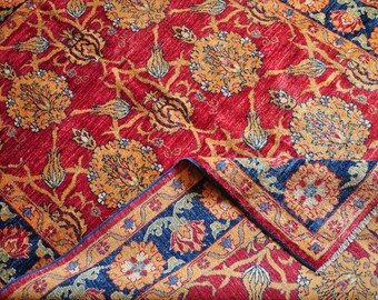 Floral Design Oushak Rug