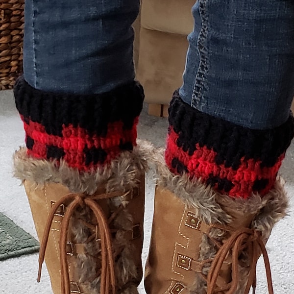 Buffalo Plaid checked boot cuffs. These boot toppers are warm and stylish! 2 color combos to choose from. Available in 3 sizes.