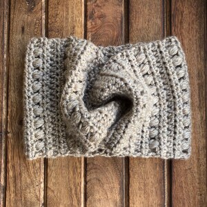 Crochet Headband Pattern, Crochet Twisted Ear Warmer Pattern, Crochet Headband, Twisted Ear Warmer Crochet, Crochet PDF image 6