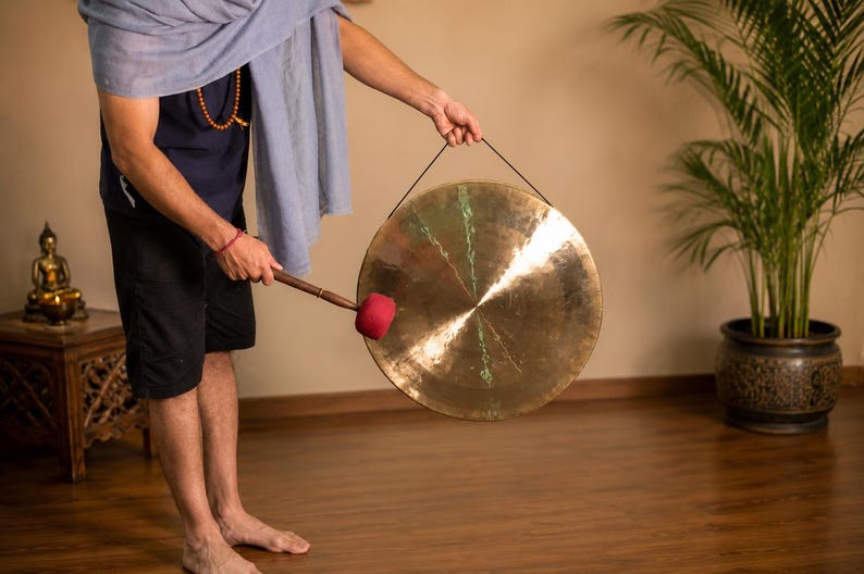 Handgjord tibetansk Gong från Nepal, sjumetallsljudshälsoinstrument, handhamrat meditations- och yogaterapiverktyg bild 9