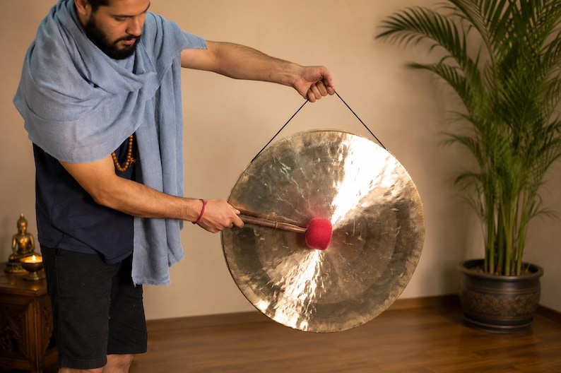 Handgjord tibetansk Gong från Nepal, sjumetallsljudshälsoinstrument, handhamrat meditations- och yogaterapiverktyg bild 1
