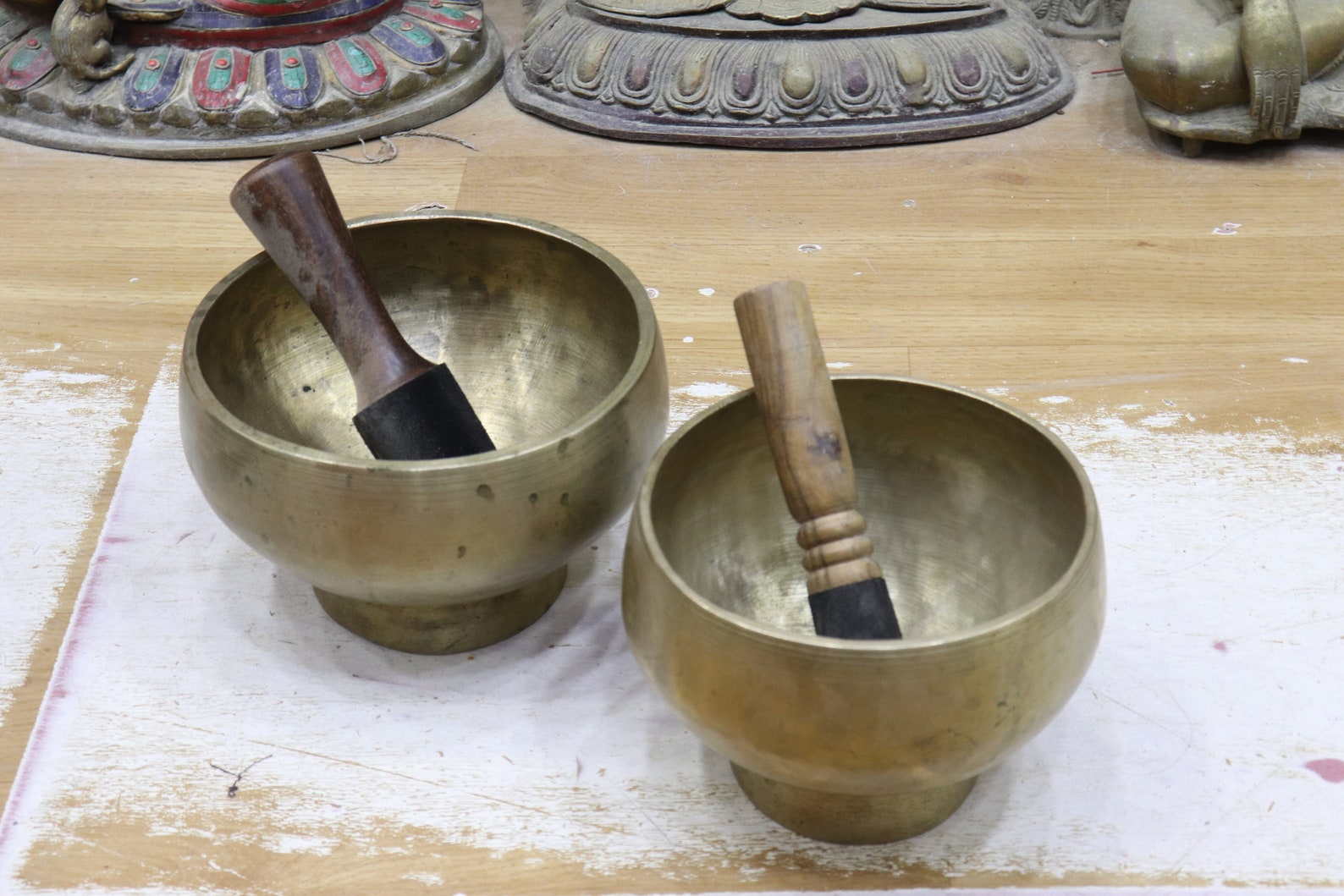 Tibetan Unique Rare Stand Singing Bowl Nada Antique Handmade Singing