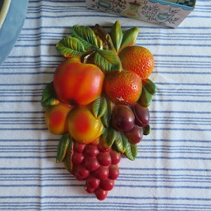Large Chalkware Fruit Wall Plaque - Colorful Vintage Fruit Wall Hanging - Chalkware Fruit Cluster - Retro Kitchen Decor - 9.5&quot; x 6&quot; - 1950&#39;s