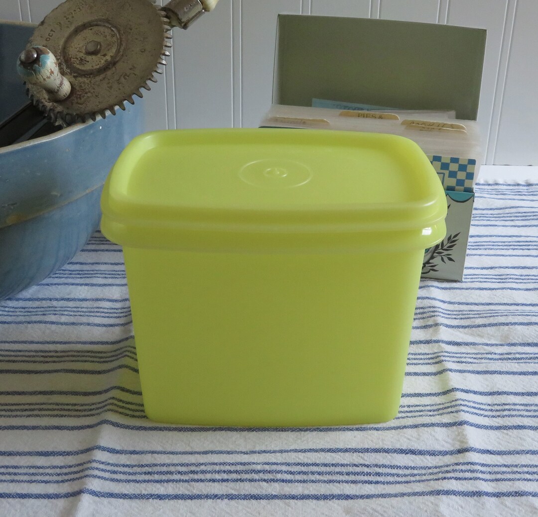 Vintage 1970's Yellow Tupperware Space Saver Container (1243-5) With ...