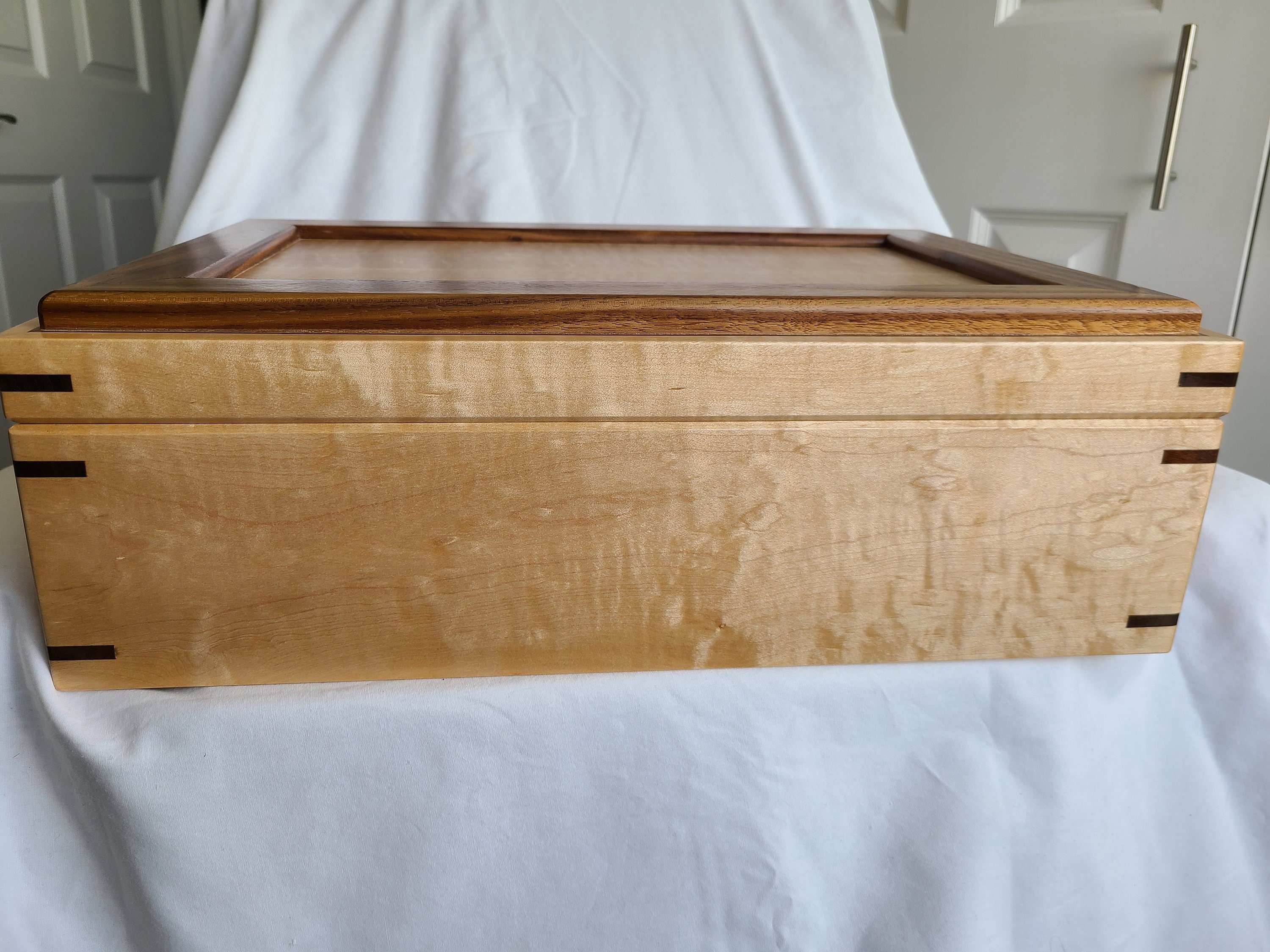 Large Humidor for sale Only 4 left at 75