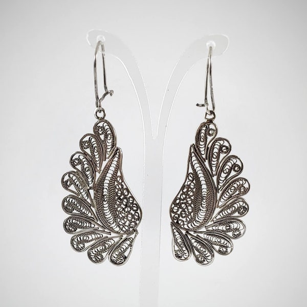 Silver Feather Earrings, Angel Wings Earrings, Filigree Wire Leaf Earrings, Antique Drop Dangle Earrings, Vintage Jewelry, Mom Gift