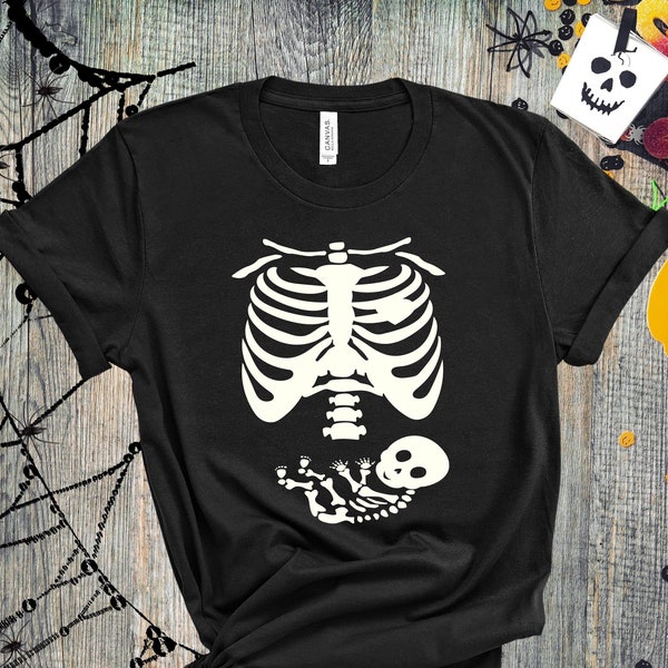 Skeleton Maternity Shirt, Halloween pregnancy shirt, Halloween t-shirt, Halloween maternity, Baby skeleton Shirt, Pregnancy Shirt,