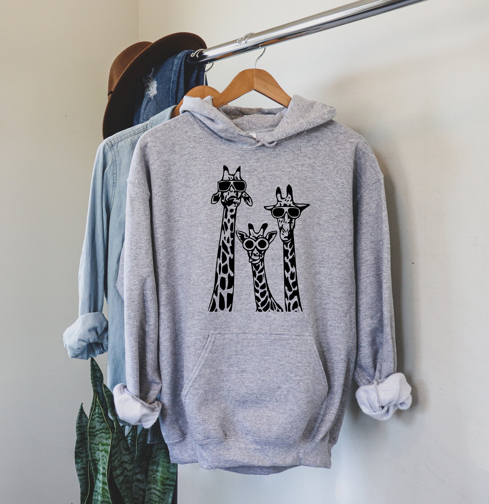 Giraffe Hoodie Giraffe Reader Nerd Hoodie Zoo Hoodie Etsy