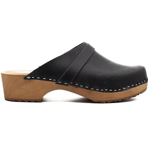 Schwedische Holzschuhe für Frauen - Nubukleder Clogs - Perfektes Weihnachts- und Halloweengeschenk
