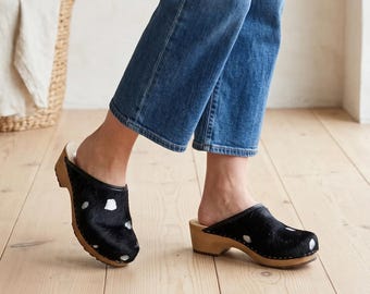 Wooden Clogs for Women, Black Cowhide Leather Mules with Sole