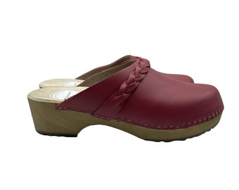 Swedish Wooden Clogs for Women - Stylish rasberry nubuck clogs with Heel - Perfect Birthday and Christmas Gift