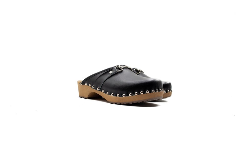 Schwedische Holz Clogs für Frauen Stilvolle Schwarze Clogs mit Absatz Perfektes Geburtstags und Weihnachtsgeschenk Bild 2