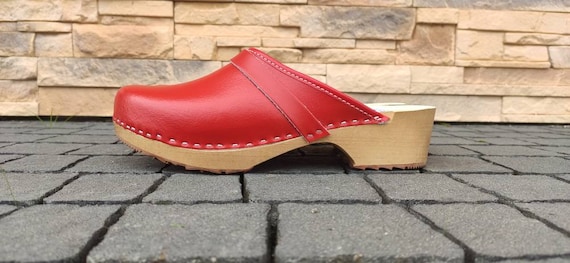 Scarpe fatte hotsell a zoccolo